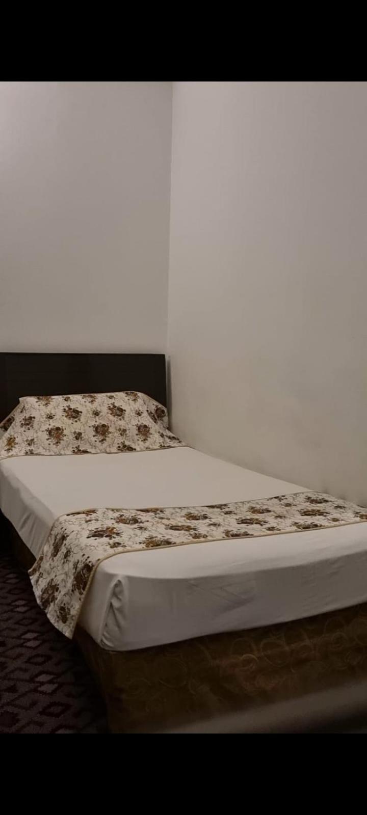 Grace Crown Hotel Исламабад Екстериор снимка